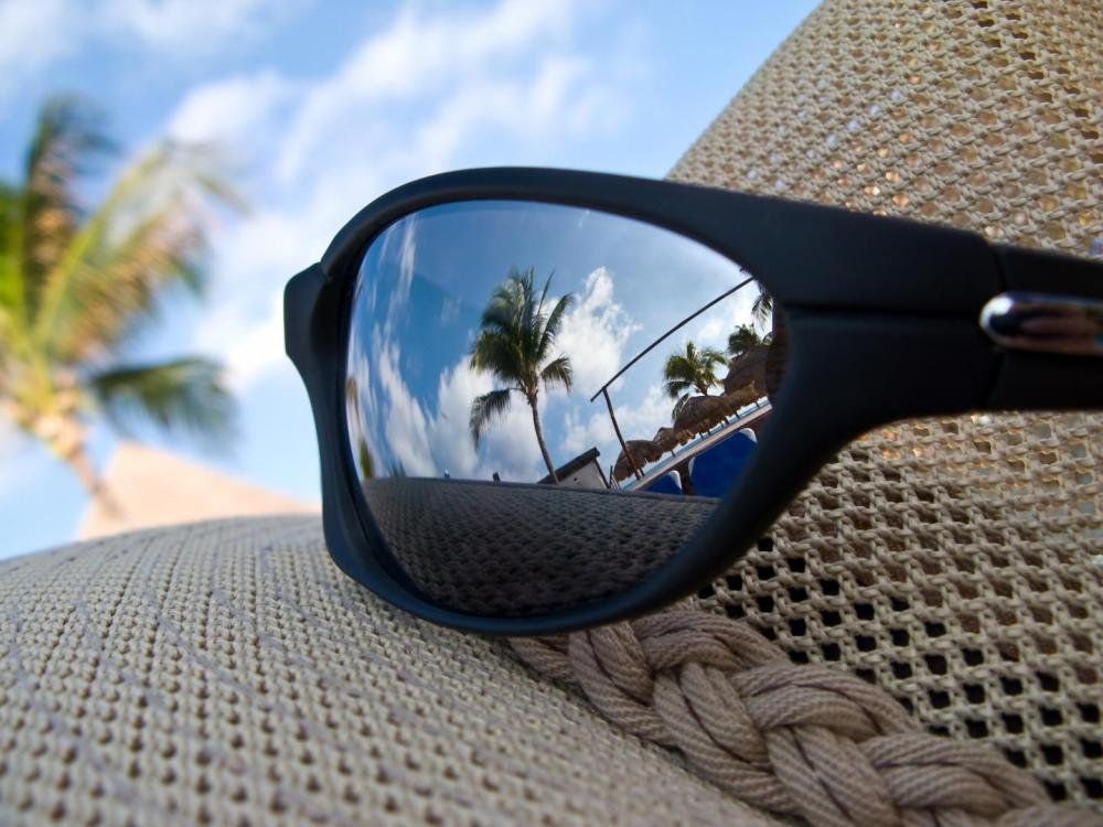 lunette de soleil près de Millery